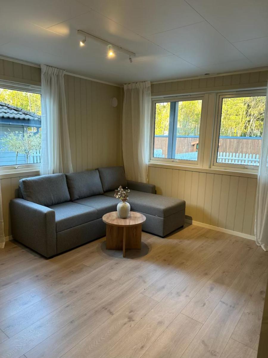 Lys Rent Og Trivelig Hybelleilighet Kristiansand Eksteriør bilde